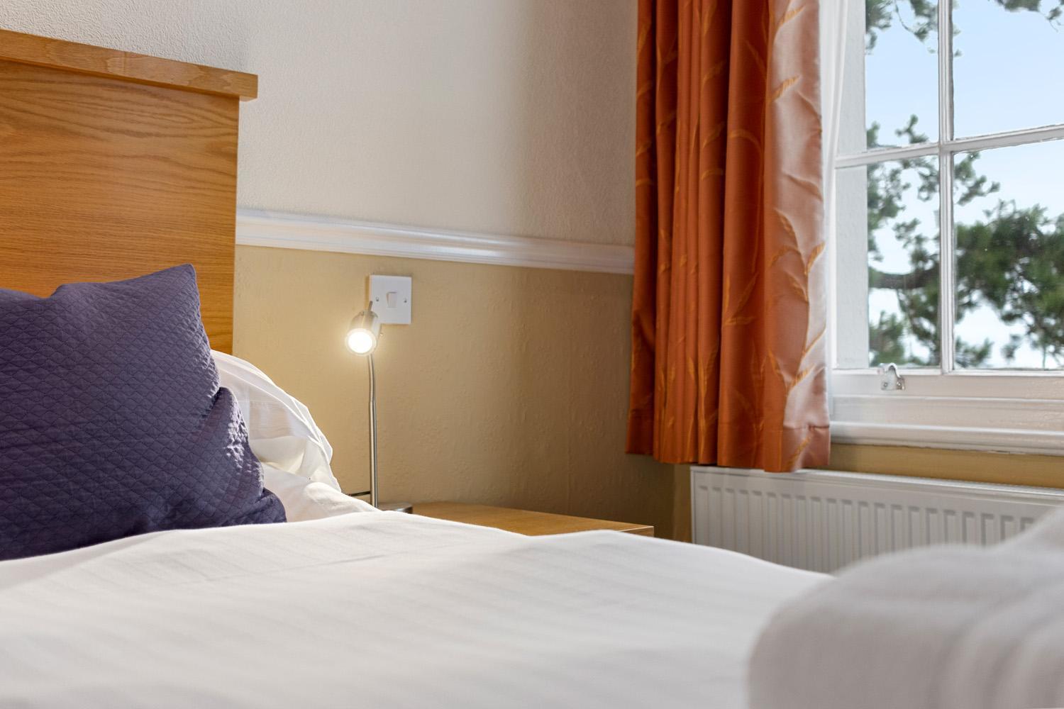 Babbacombe Royal Hotel And Carvery Торки Экстерьер фото
